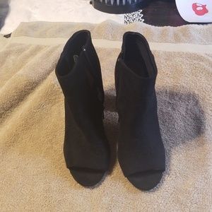 Ankle boots